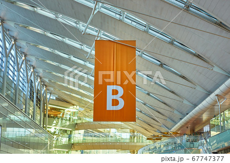 羽田空港 67747377