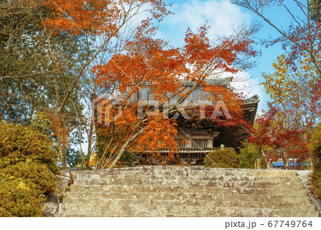京都の紅葉の名所 千手寺 京都亀岡観光スポット 明智光秀ゆかりの地 京都の紅葉の名所 千手寺 京都亀岡観光スポット 明智光秀ゆかりの地 67749764