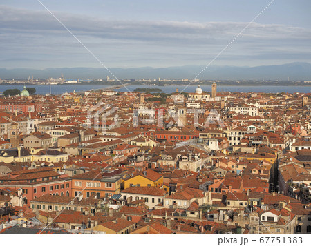 イタリア・ベネチア サンマルコの鐘楼 見晴台からの眺め / Venice, Italy 67751383