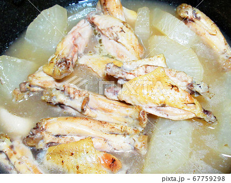 手羽先と大根の煮物 67759298