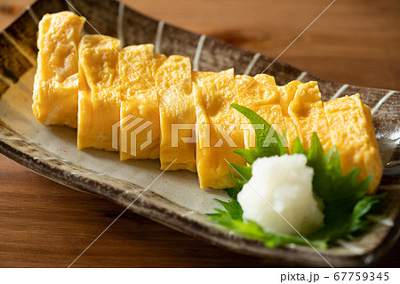 玉子焼き 67759345