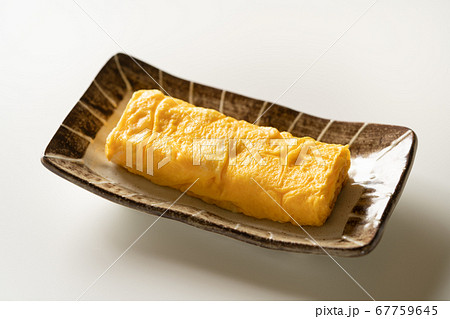 玉子焼き 玉子焼き 67759645