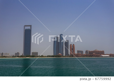 UAE・アブダビの都市風景 67759992