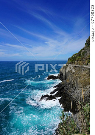 晴れた日の美しい地中海 67760828