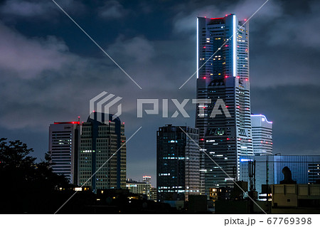 横浜市 野毛山公園展望台からの夜景 67769398