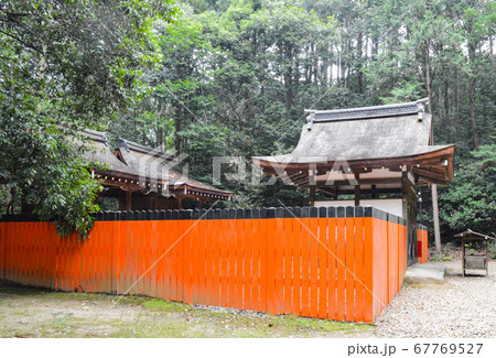 比叡山麓、御生山に鎮座する御蔭神社・新緑の頃 67769527