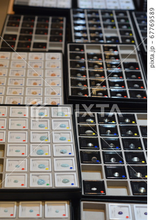 宝石 原石市 宝石 原石市 67769589