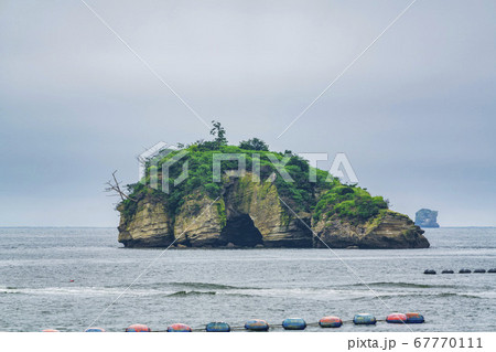 日本三景松島 鐘島(金島) 宮城県塩釜市 日本三景松島 鐘島(金島) 宮城県塩釜市 67770111
