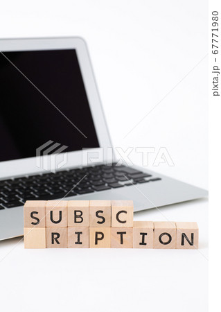 サブスクリプションサービス 67771980