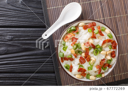 Creamy, slightly salty, and thick like porridge, 67772269