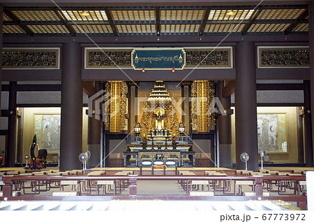 覚王山日泰寺の本堂 67773972