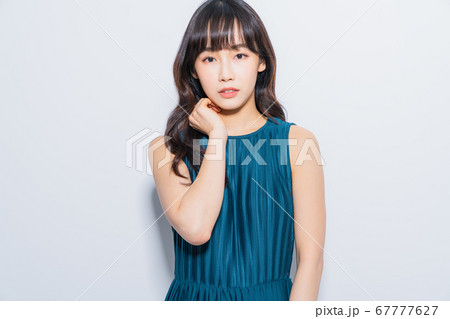 女性 女 女の子 67777627