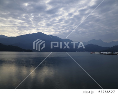 台湾日月潭 朝霧碼頭からの景観 Zhaowu Pier, Sun Moon Lake, Taiwan 67788527