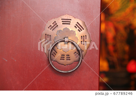 扉 ドア 戸 67789246