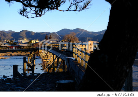 京都嵐山の渡月橋 京都嵐山の渡月橋 67791338