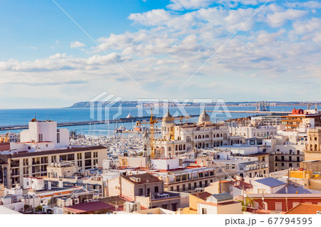 アリカンテの町並み アリカンテの町並み 67794595