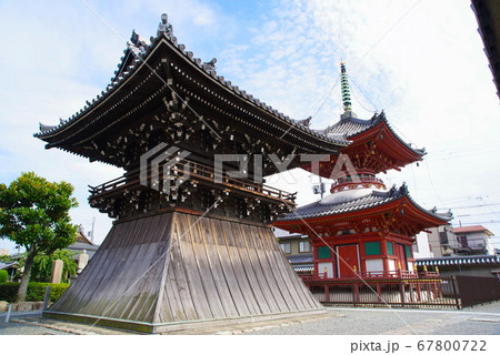 城下町の風情を残す尼崎寺町の長遠寺 城下町の風情を残す尼崎寺町の長遠寺 67800722