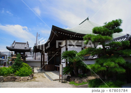 城下町の風情を残す尼崎寺町の如来院 67803784