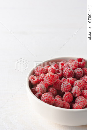 Ripe juicy berries close-up Ripe juicy berries close-up 67804414