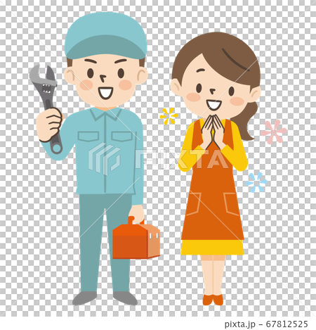 修理に来た作業員男性を笑顔で迎える主婦 67812525