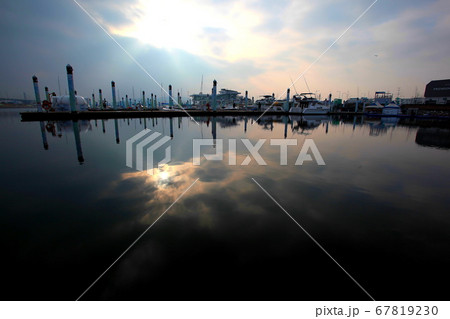 自然 反射 反影 67819230