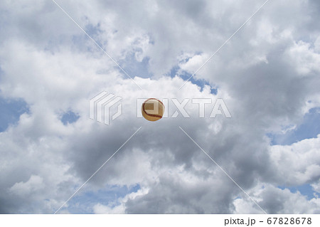 雲とボール 雲とボール 67828678
