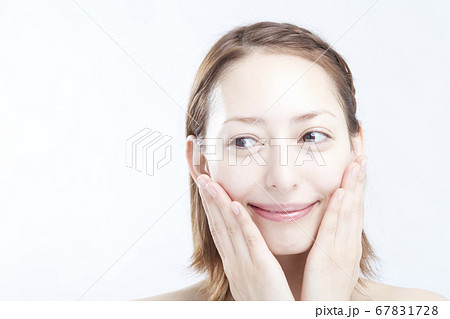 スキンケアイメージ 67831728