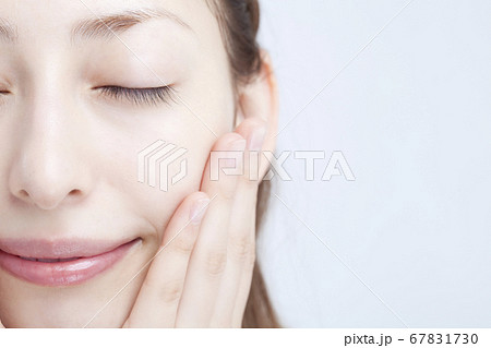 スキンケアイメージ 67831730