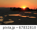 トルコパムッカレの夕陽 67832810