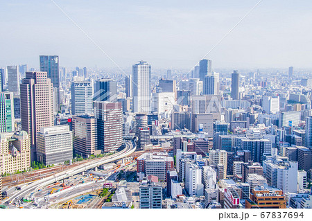 〈大阪府〉梅田スカイビルからの都市風景1 〈大阪府〉梅田スカイビルからの都市風景1 67837694