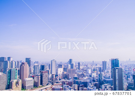〈大阪府〉梅田スカイビルからの都市風景6 67837701