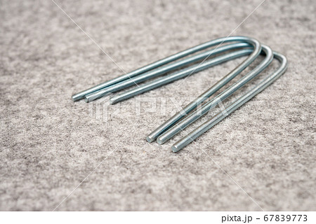 曲げたカットボルト 67839773