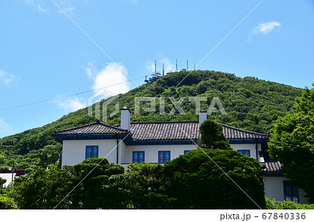 旧英国領事館と函館山 旧英国領事館と函館山 67840336