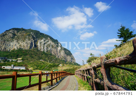 山房山 遊歩道 風景 67844791