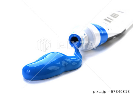 水色の絵の具 水色の絵の具 67846318