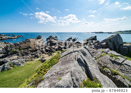 青森県八戸市　種差海岸の綺麗な風景 67846923