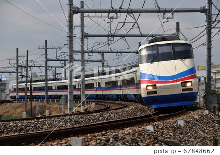京成本線、町屋・千住大橋駅間を走る特急スカイライナー（AE100形） 67848662
