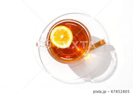 紅茶 Beautifully colored Darjeeling tea and cup 紅茶 Beautifully colored Darjeeling tea and cup 67852805
