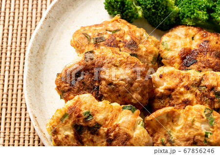 鶏肉のピカタ。 鶏肉のピカタ。 67856246