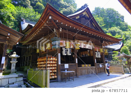 戦国武将や近江商人から信仰を集めた日牟禮八幡宮 67857711