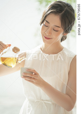 ライフスタイル 女性 女 67879686