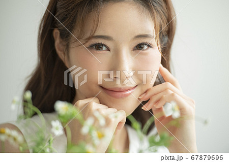 女性 女 女の子 67879696