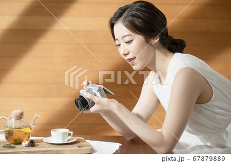 ライフスタイル 女性 女 67879889