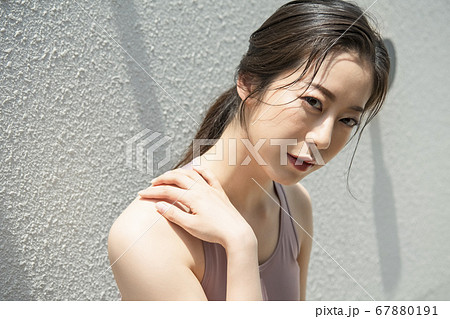 ライフスタイル 女性 女 67880191