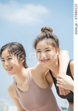 女性 女 女の子 67880225