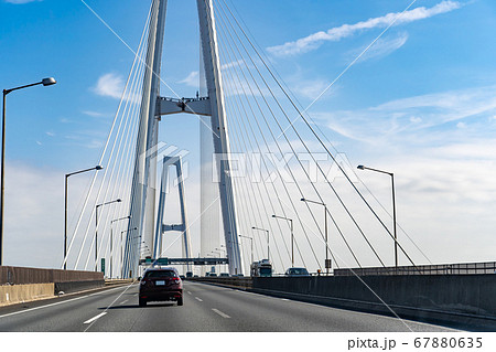 愛知県 もうすぐ名港中央インターチェンジの出口の写真素材 [67880635] PIXTA