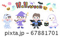 ハロウィンで仮装する子供達 67881701