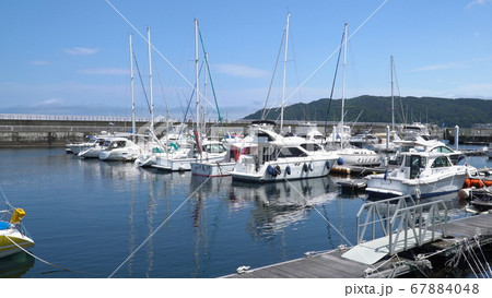 静岡県伊東市のヨットハーバー 67884048