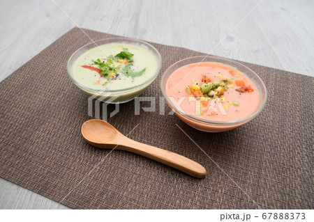 バジルのビシソワーズ&トマトのガスパチョ 67888373