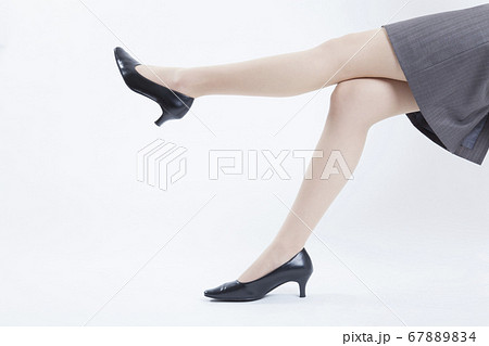 OLの足元 67889834